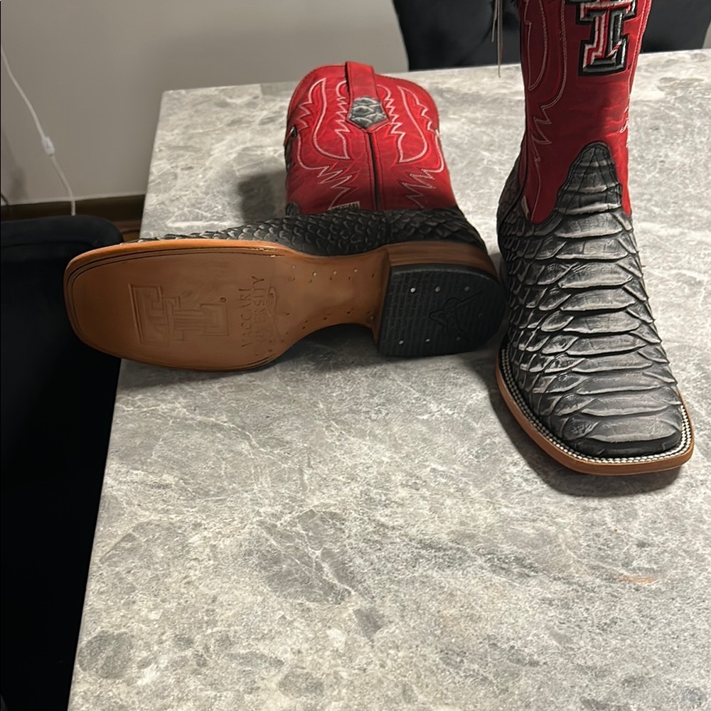Red and Gray Western Boots - Picture 3 of 4